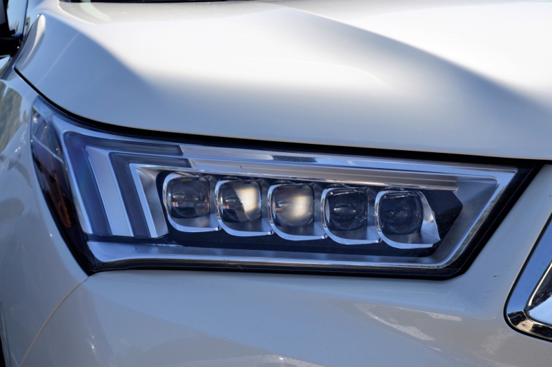 concession-TOURNEFORT-min_acura-headlamp-2834131